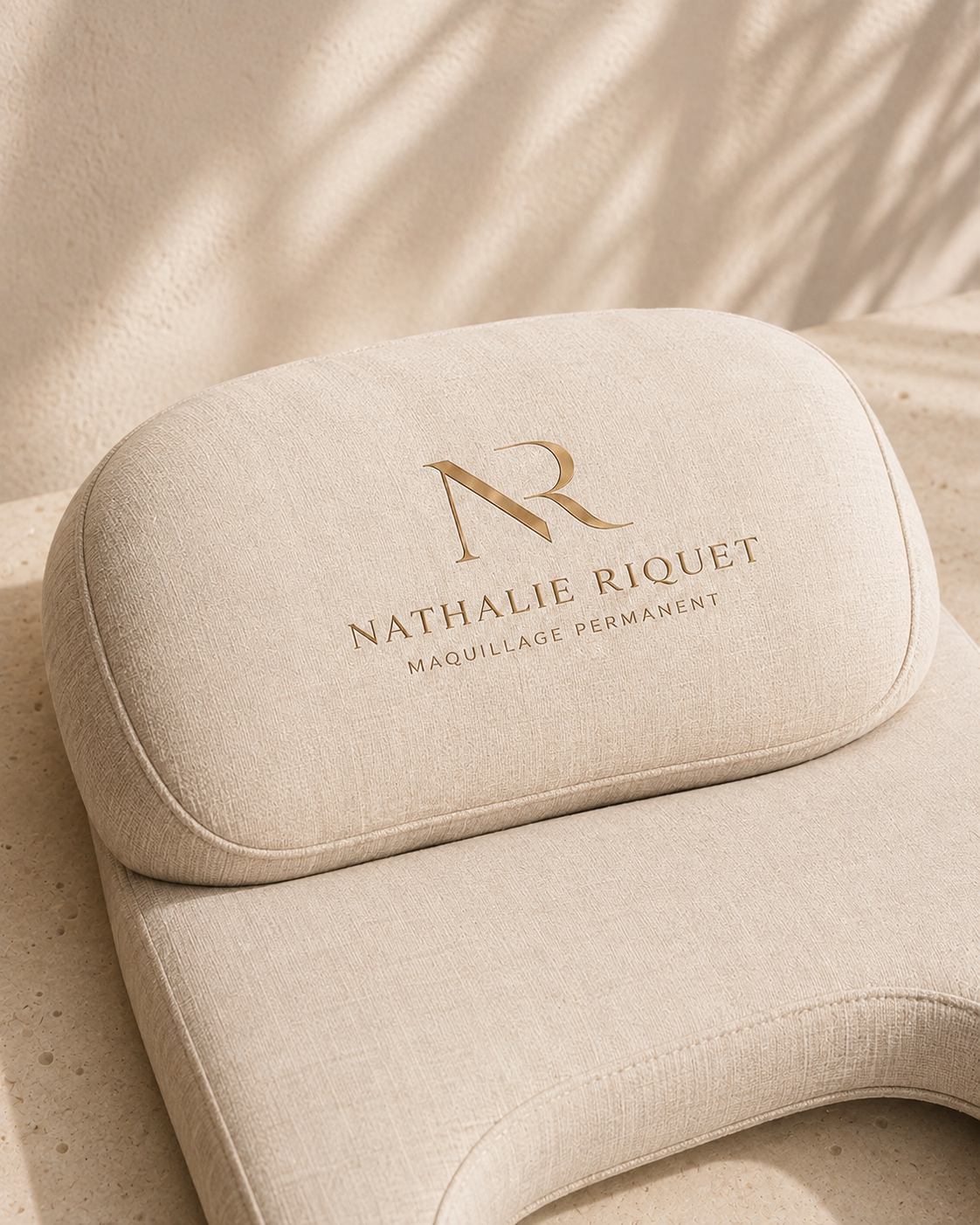 Coussin d'appui personnalisé dans un univers beige